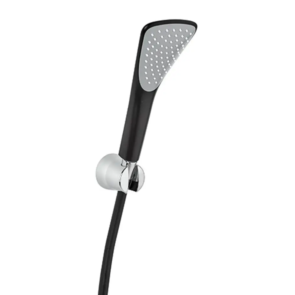 Brausekopf in mattschwarz mit verchromtem Halter und flexiblem Schlauch. Kludi-Design mit einer modernen Form für eine Dusche oder Badewanne.